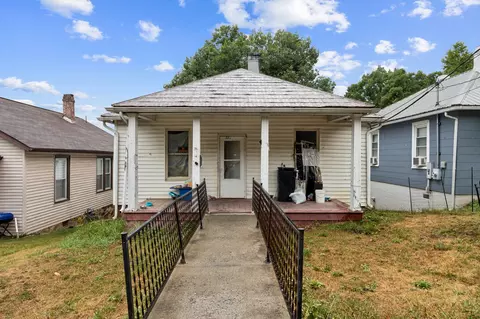 319 Third St, Clifton Forge, VA 24422