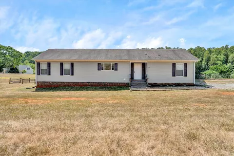 756 Wysong Mill Rd, Hardy, VA 24101