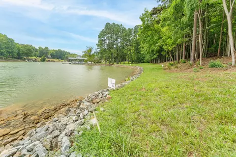 0 Country Oak Rd, Penhook, VA 24137