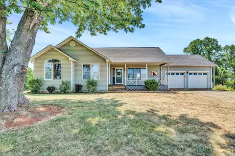 584 Gun Club Dr, Hardy, VA 24101