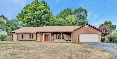 5547 Warwood Dr, Roanoke, VA 24018
