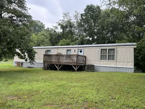 180 Yellow Rose Ln, Buchanan, VA 24066