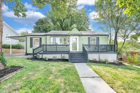 1816 Fareham Rd SW, Roanoke, VA 24015