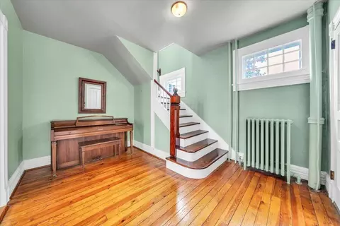 265 Maple Ave, Rocky Mount, VA 24151 photo 2