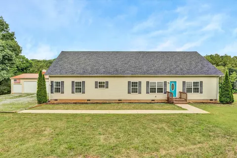 818 Wysong Mill Rd, Hardy, VA 24101