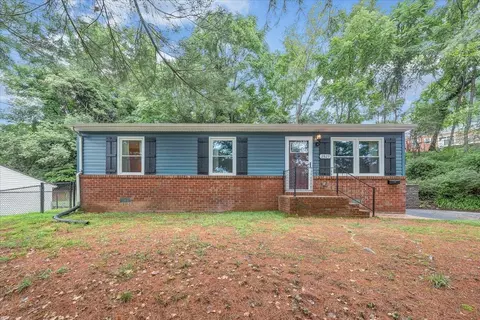 2825 Montvale Rd SW, Roanoke, VA 24015