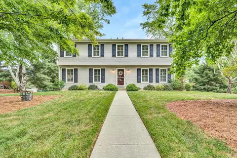 1912 Millstream Dr, Salem, VA 24153