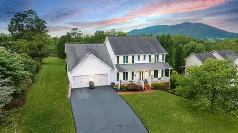 41 Eagle Rdg, Roanoke, VA 24012