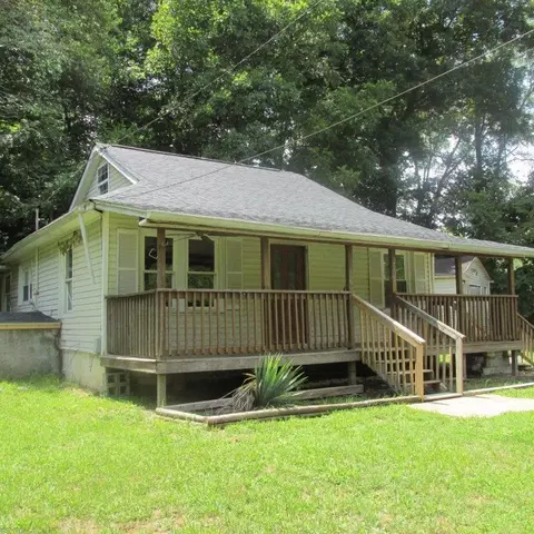 2551 Eastland Rd, Roanoke, VA 24014