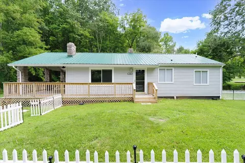 7306 Apple Grove Ln, Roanoke, VA 24018
