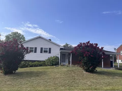 133 Maplelawn Ave NE, Roanoke, VA 24012