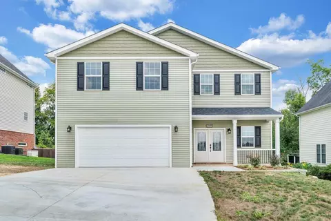 4907 Summerville Ln, Roanoke, VA 24019
