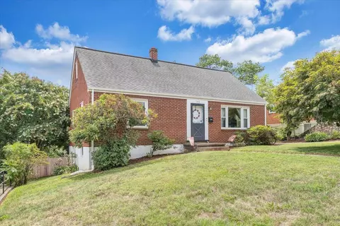 145 Oaklawn Ave NE, Roanoke, VA 24012