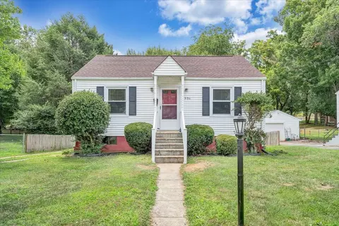 4936 Fralin Rd NW, Roanoke, VA 24012
