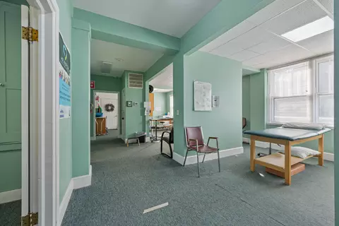 Entry Way - 815 E Main St, Floyd, VA 24091 photo 9 of 17