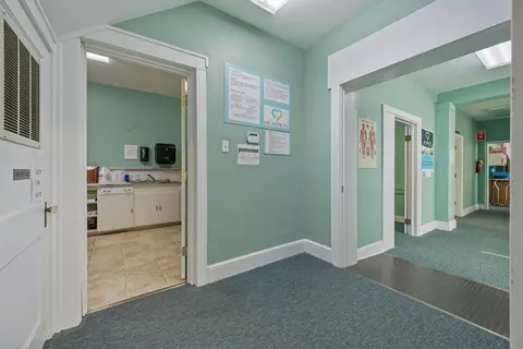 Entry Way - 815 E Main St, Floyd, VA 24091 photo 8 of 17