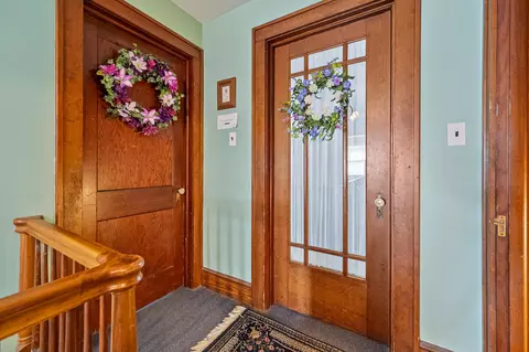 Entry Way - 815 E Main St, Floyd, VA 24091 photo 14 of 17
