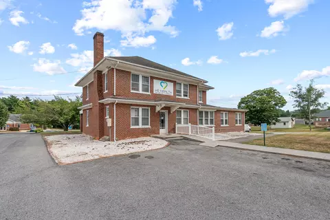 815 E Main St, Floyd, VA 24091