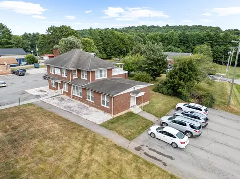 Exterior - 815 E Main St, Floyd, VA 24091 photo 14 of 16