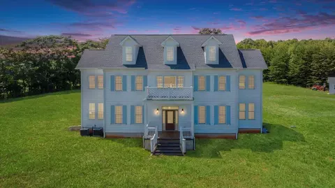 87 Serenity View Ln, Wirtz, VA 24184