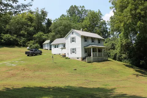 1009 Davis Run, Buchanan, VA 24066
