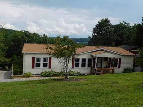 2853 Spaulding Rd, Christiansburg, VA 24073