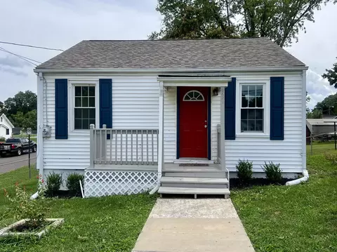 937 Indiana Ave NE, Roanoke, VA 24012