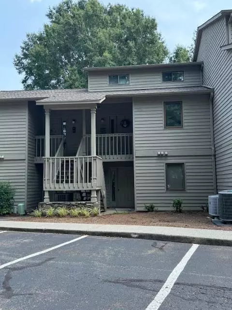 289 Shoreline Marina Cir #214, Moneta, VA 24121