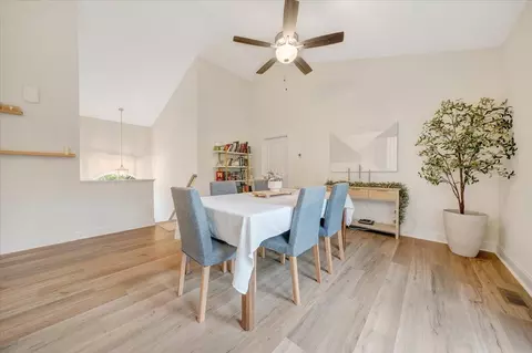 5165 Crumpacker Dr, Roanoke, VA 24019 photo 3