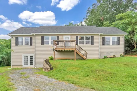 150 Sleepy Hollow Rd, Buchanan, VA 24066