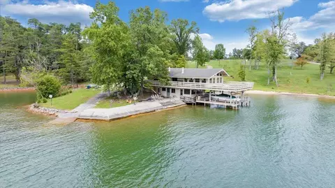 2074 Merriman Way Rd, Moneta, VA 24121