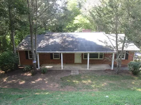 113 Waywood Hill Dr, Vinton, VA 24179