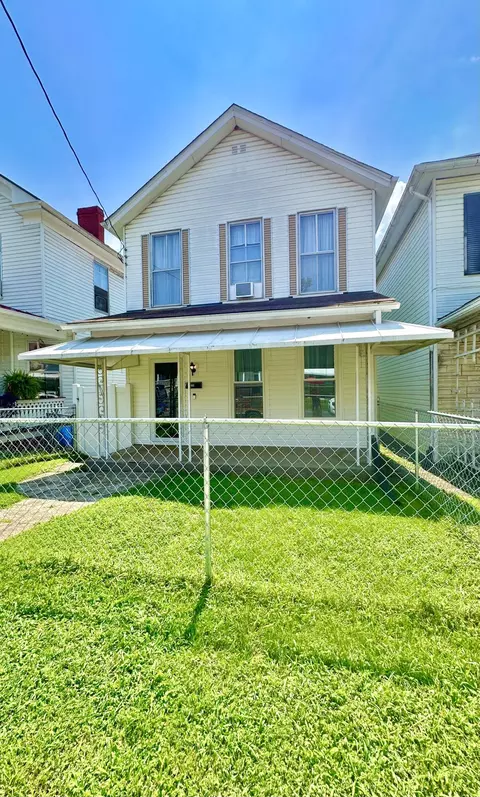 313 Church St, Clifton Forge, VA 24422