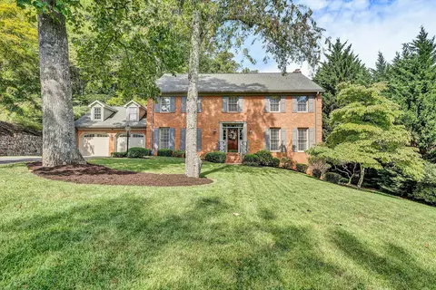 5184 Meadow Valley Cir, Roanoke, VA 24018