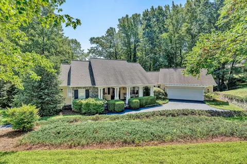 130 Low Country Dr, Penhook, VA 24137