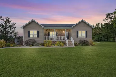 1210 Blacksburg Rd, Fincastle, VA 24090