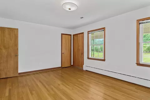 8727 Roanoke Rd, Elliston, VA 24087