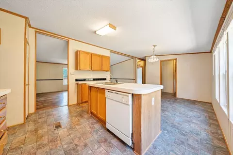 1102 Thomasson Mill Rd, Goodview, VA 24095 photo 11