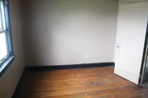 419 E Hickory St, Covington, VA 24426 photo 19