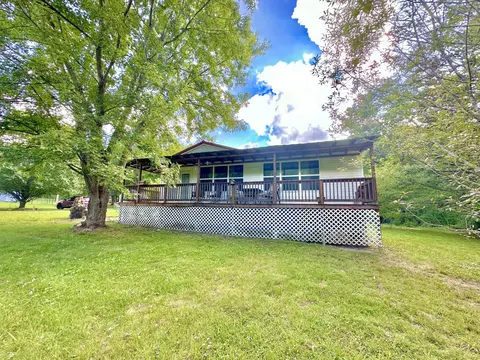 5703 Bens Run Rd, Covington, VA 24426 photo 2