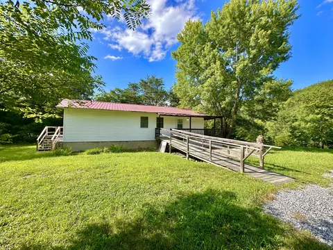 5703 Bens Run Rd, Covington, VA 24426