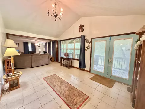 5703 Bens Run Rd, Covington, VA 24426 photo 10