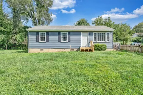 5751 Crescent Blvd, Roanoke, VA 24018