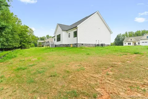 Exterior - 156 Bermuda Dr, Hardy, VA 24101 photo 9 of 9