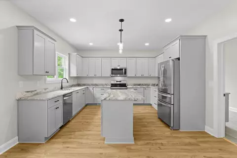 Kitchen - 156 Bermuda Dr, Hardy, VA 24101 photo 1 of 3