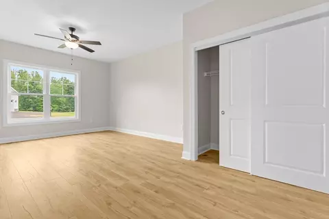 Bedroom - 156 Bermuda Dr, Hardy, VA 24101 photo 1 of 5