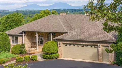 202 Mt Haven Dr, Forest, VA 24551