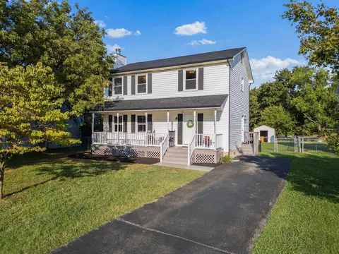 1650 Millwood Dr, Salem, VA 24153