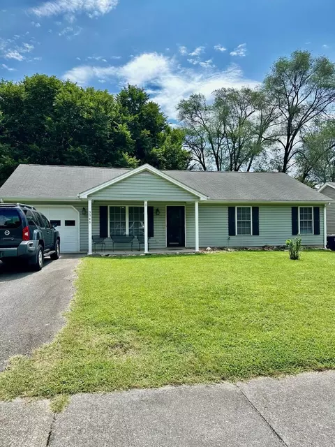 3366 Village Ct NE, Roanoke, VA 24012