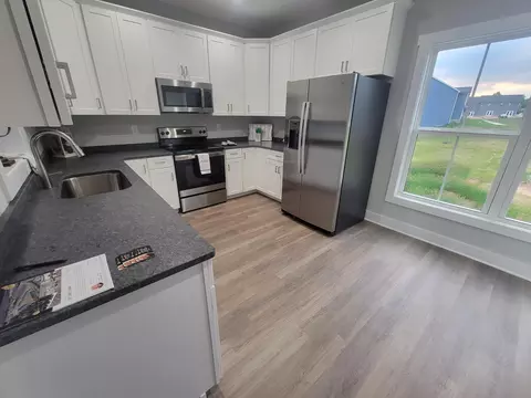 Kitchen - 297 Sable Rd, Evington, VA 24550 photo 6 of 6